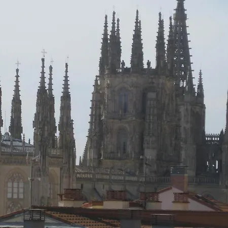 Buhardilla Con Encanto Centro Historico Burgos Exterior photo
